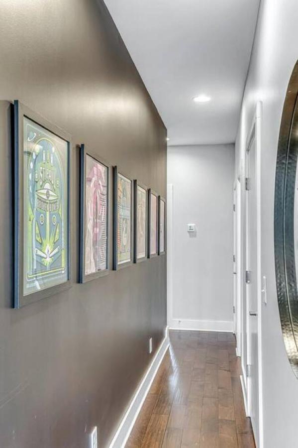 Holiday home Big New And Modern With Skyline View Mural And Ping Pong Nashville
