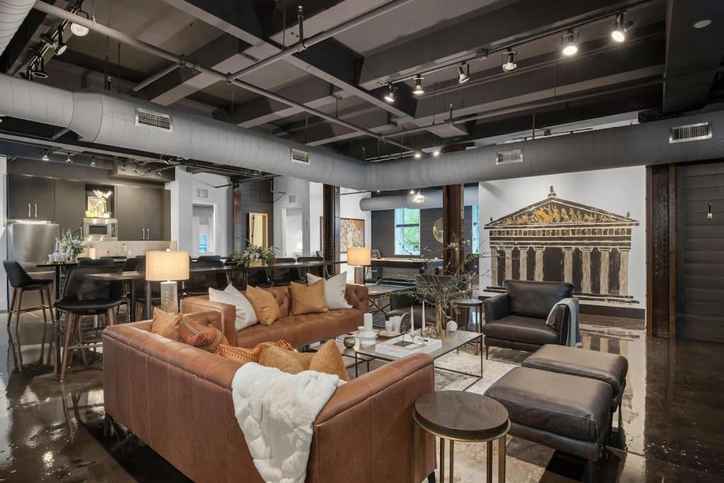 Modern At The Maddox 6 Bedrooms Apartment Nashville