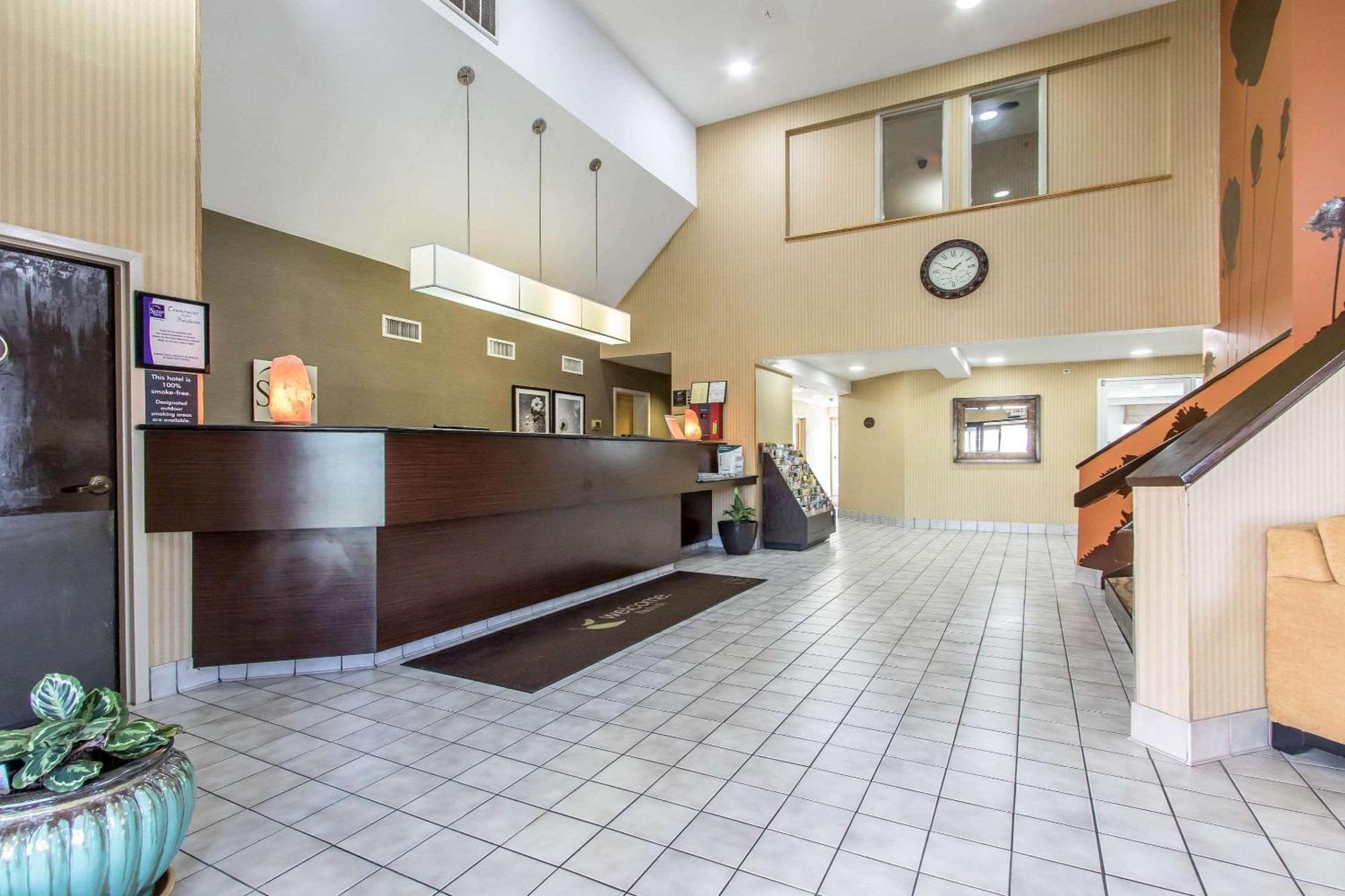 Inn Sleep Near Percy Priest 4*