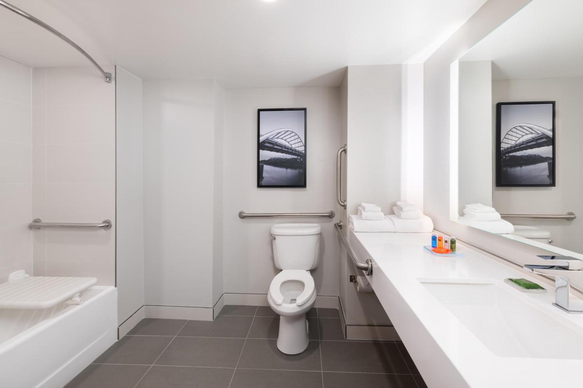 Radisson Airport 3* Nashville