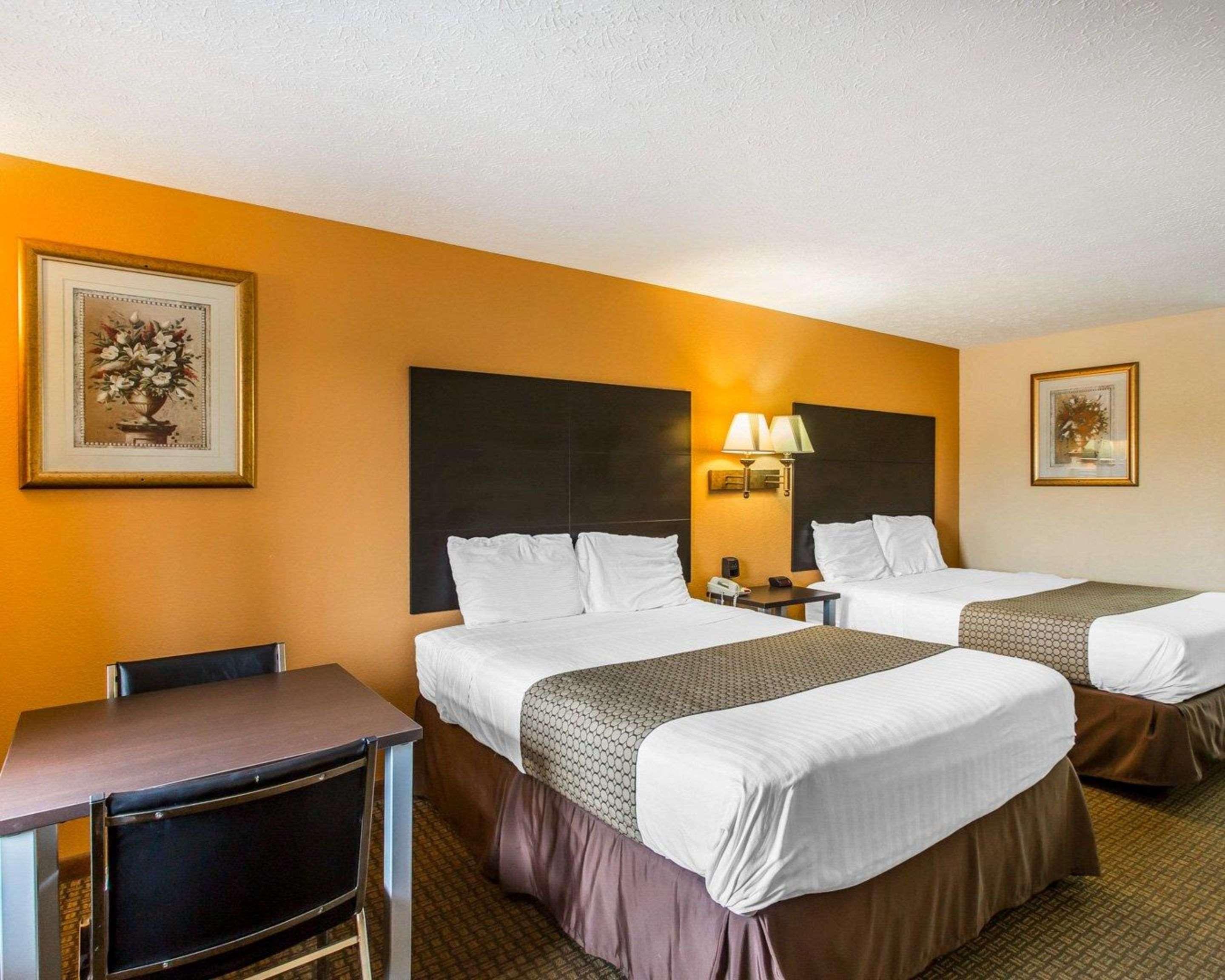 Econo North Nashville