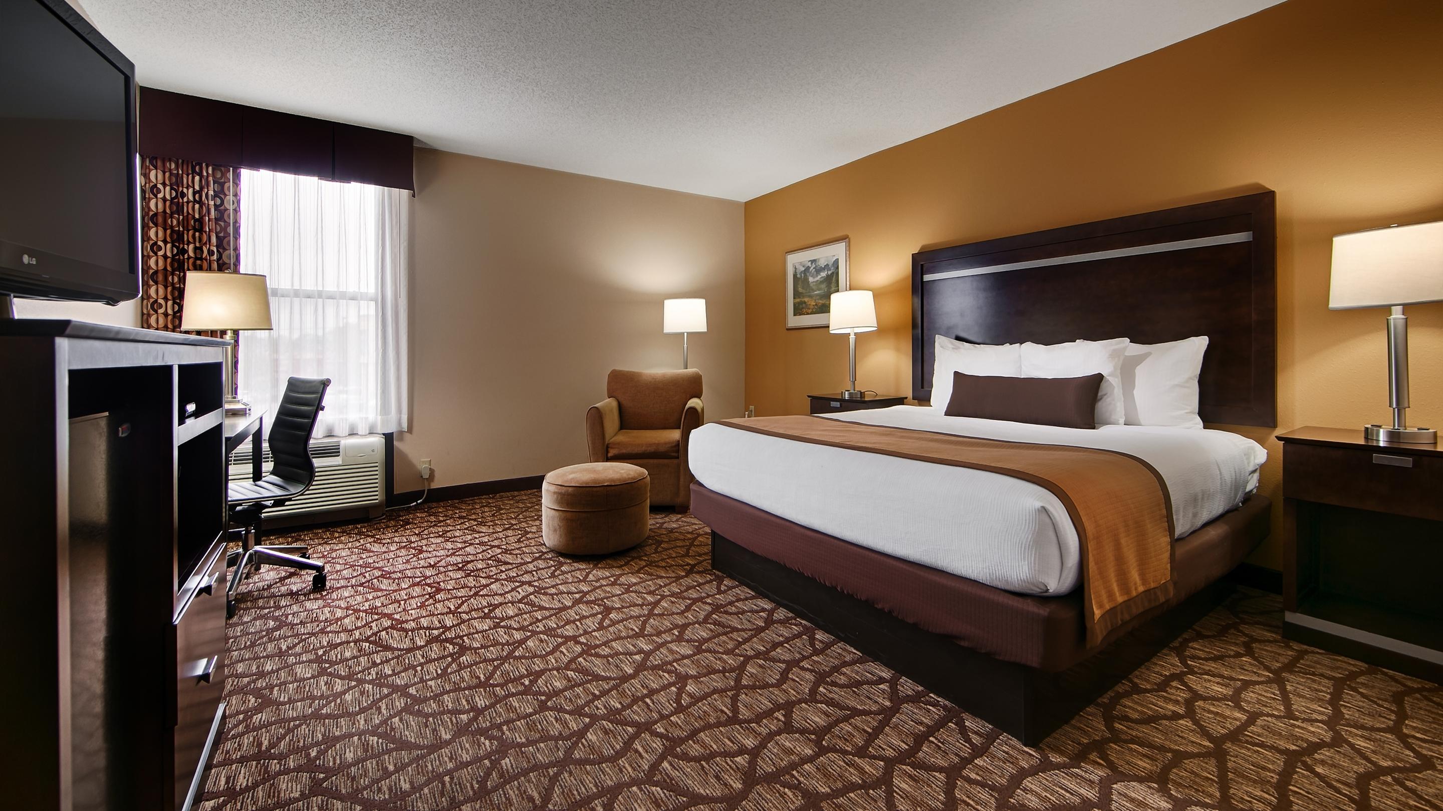 Western Belle Meade &