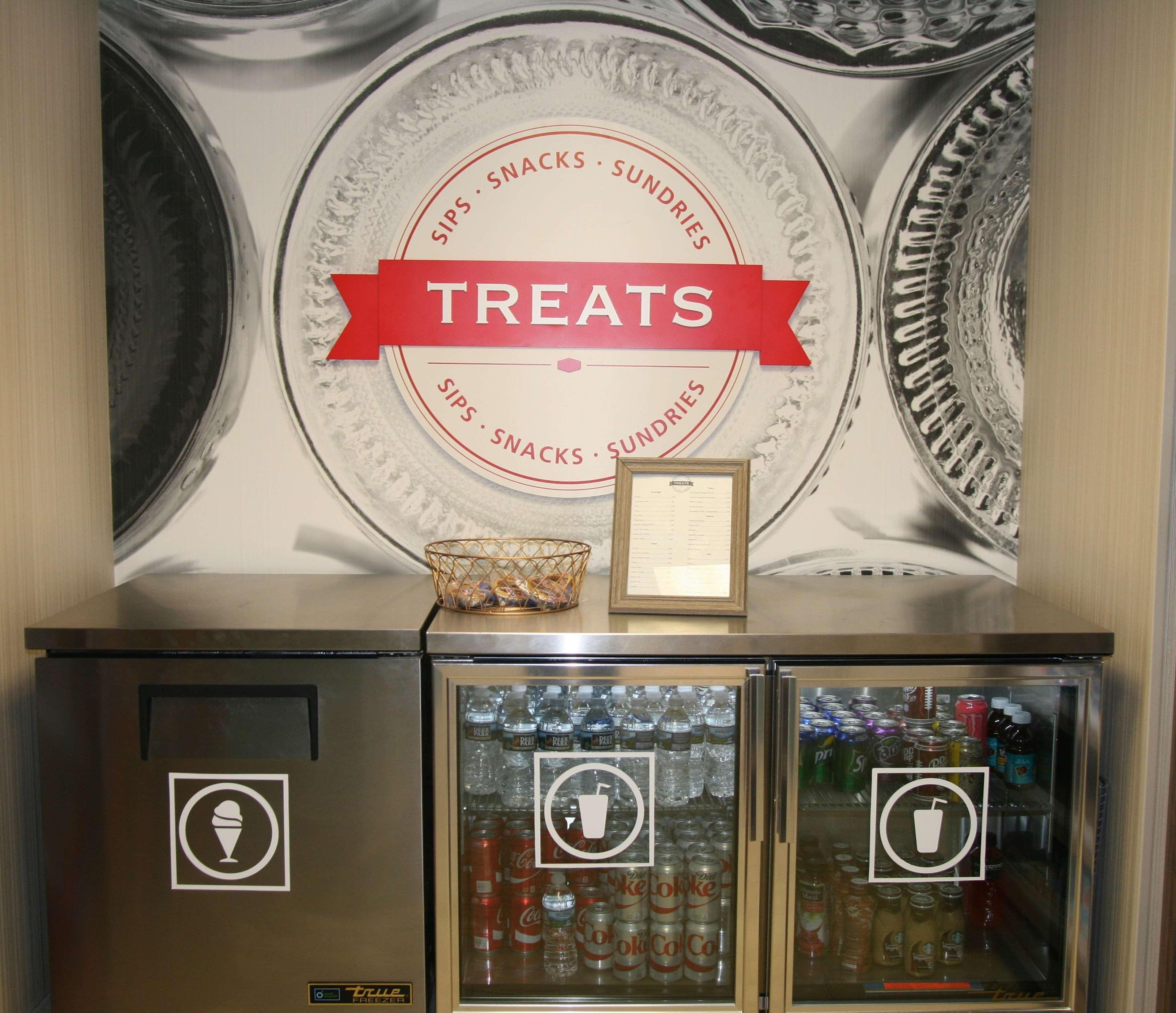 Hotel Hampton & Nashville-airport 3*