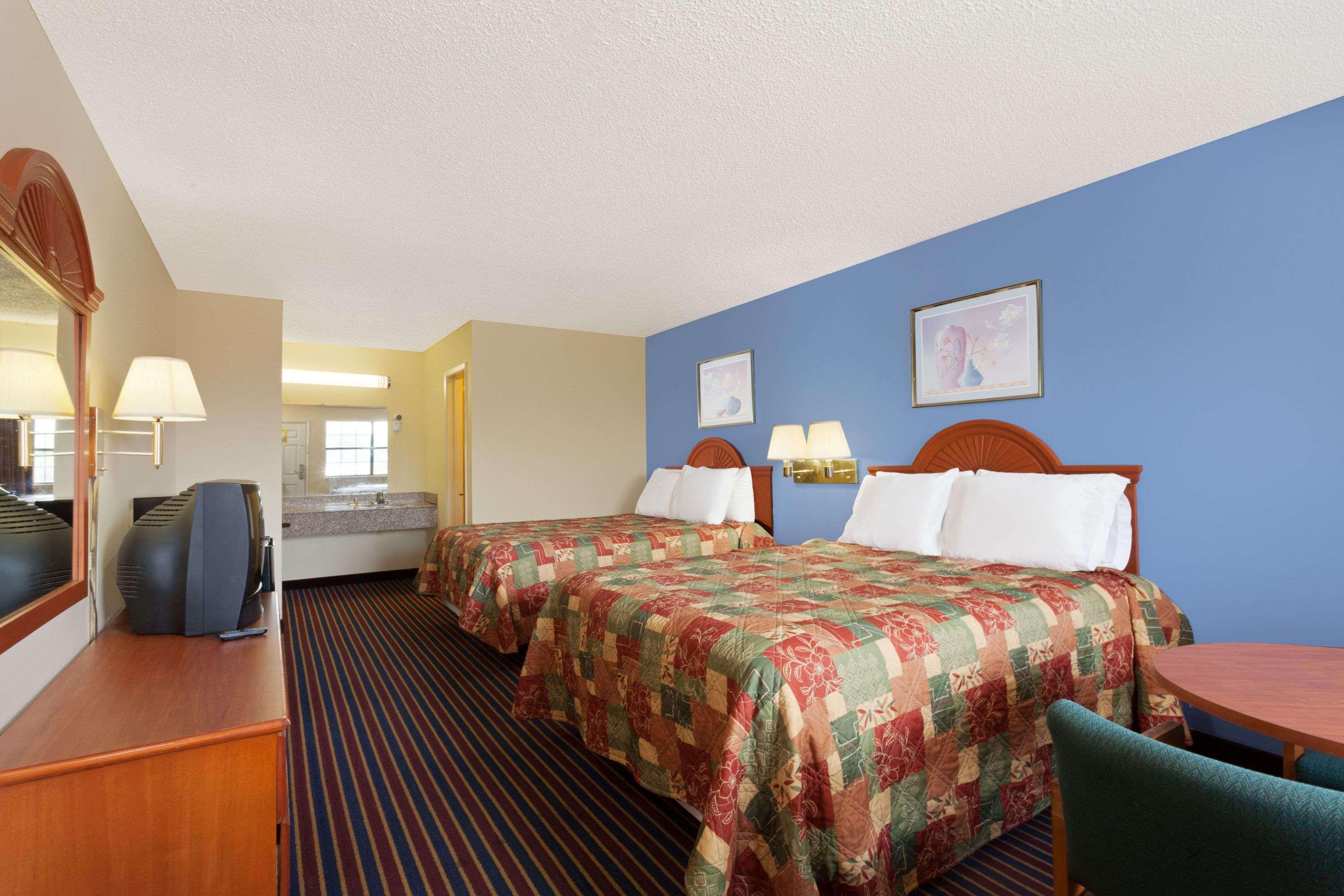 Hotel Days By Wyndham Downtown-nashville West Trinity Lane 2*