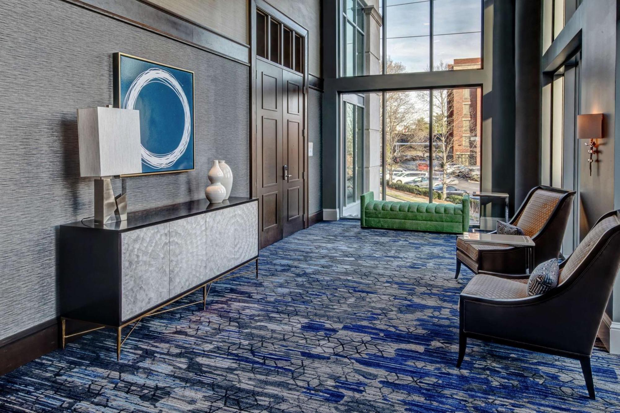 Hilton Hills Hotel Nashville