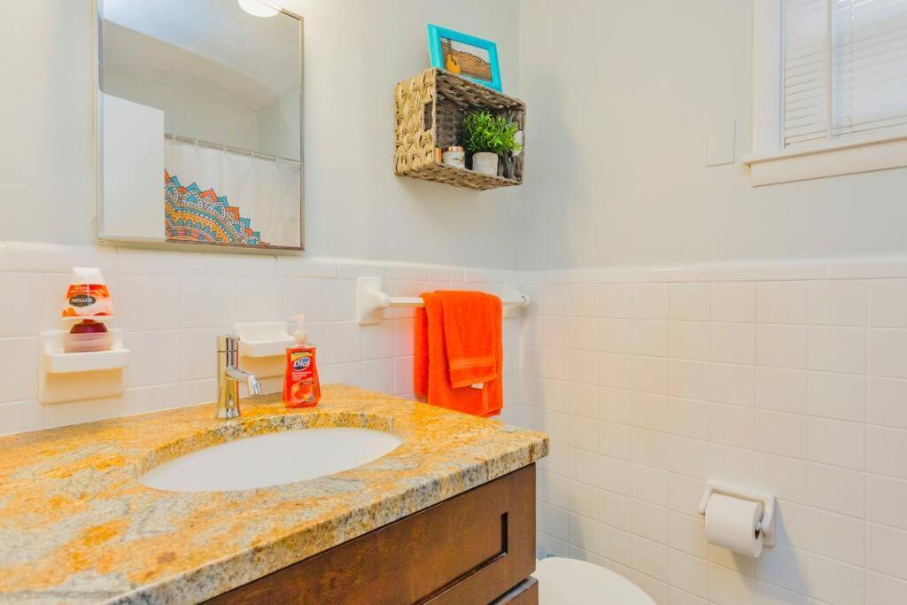 Hillview Studio - Seasonal Pool Holiday home Nashville
