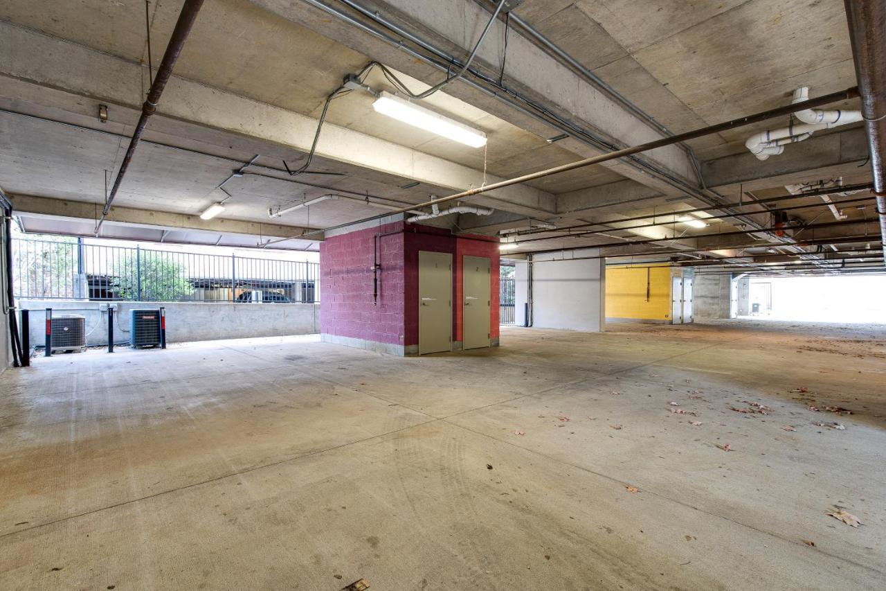 Stunning Minutes From Broadway * Nashville