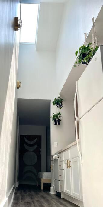 Geodis Park In Weho Apartment