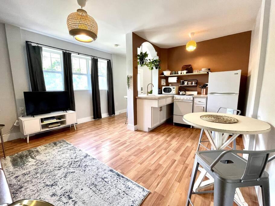 Apartment Best Location To See All Of