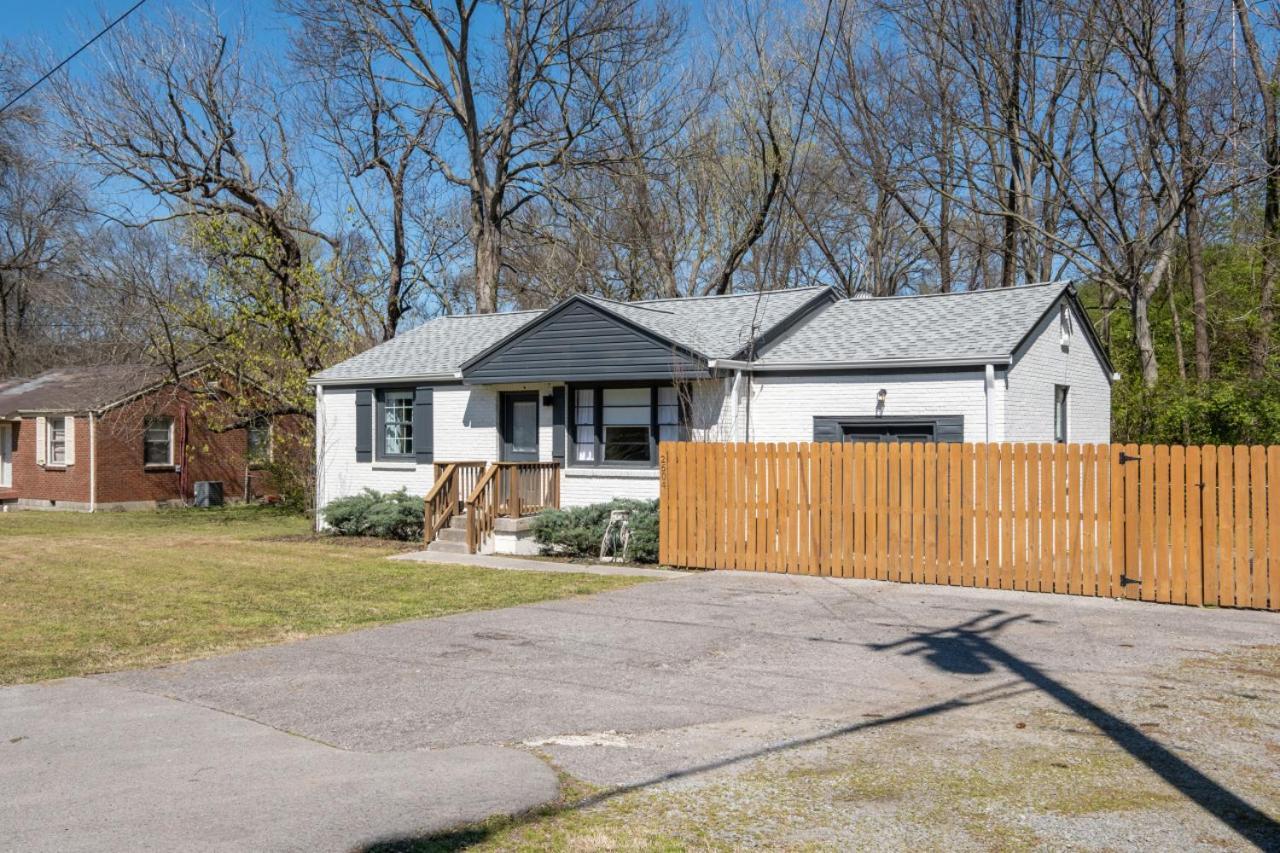 The Titan - Pet-friendly Nashville