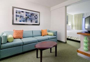 Hotel Sonesta Select Airport 3*