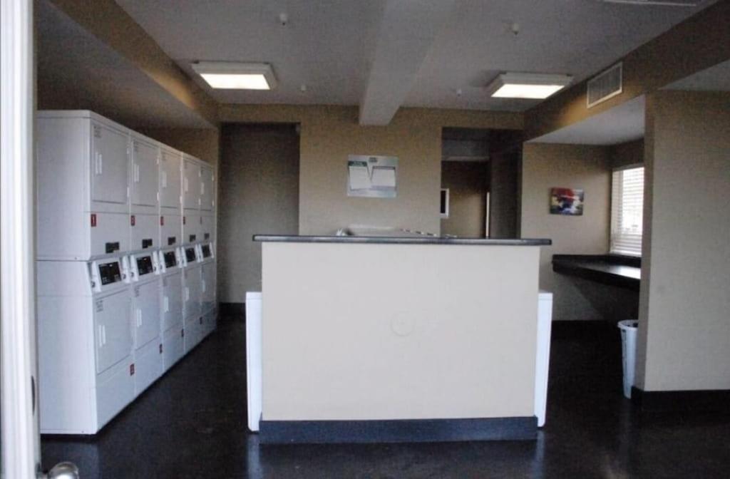 Apartment Heart Of Downtown/walk To Broadway & The Action/bars/music Venues/honky Tonks!