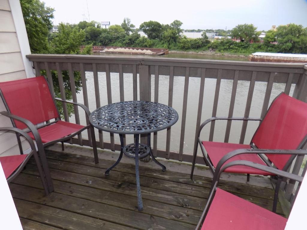 Heart Of Downtown/walk To Broadway & The Action/bars/music Venues/honky Tonks! Apartment Nashville