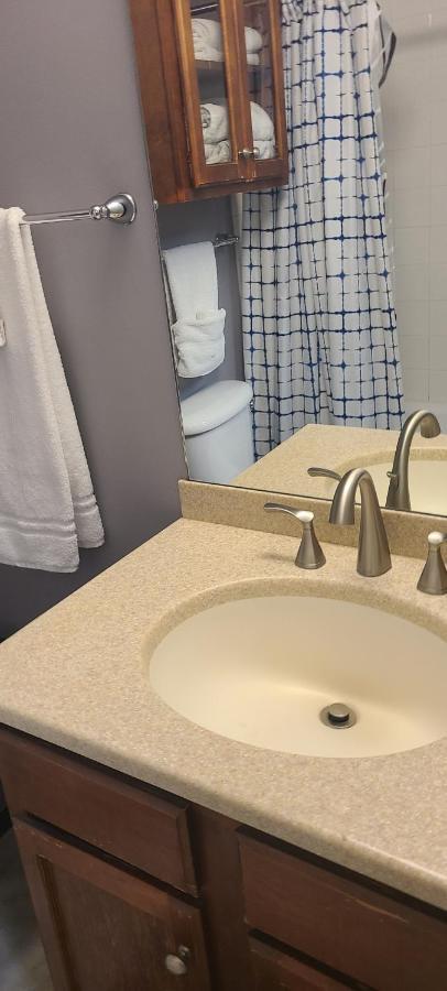 Captain's Quarters Riverfront #2