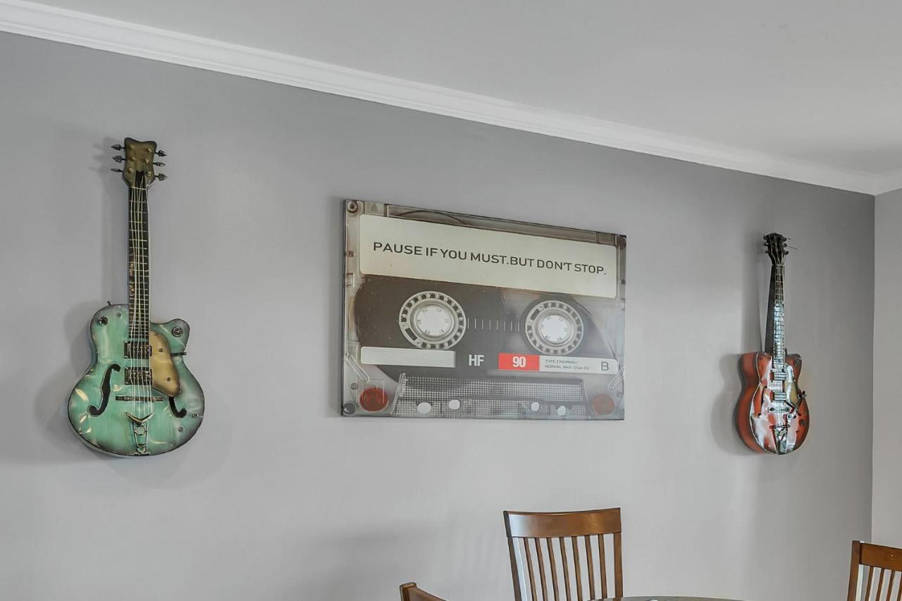 Nash Star Private - 2bed, 2bath, Sleep 6, 25 Min Walk To Broadway And Attractions, Pool, Gym Apartment *