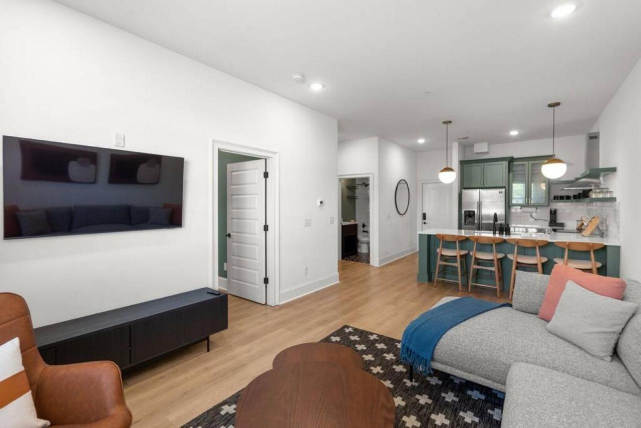 Chic And Cozy Designer 3 Miles To Downtown Nashville