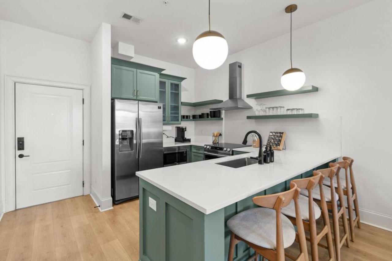Chic And Cozy Designer 3 Miles To Downtown Nashville