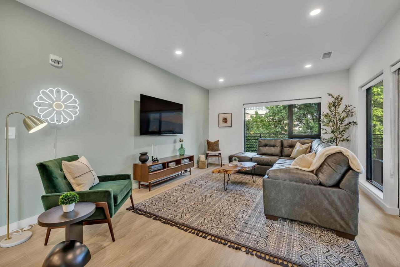 Huge Downtown Corner Unit- Pool-gym-walk 2 Broadway Aparthotel