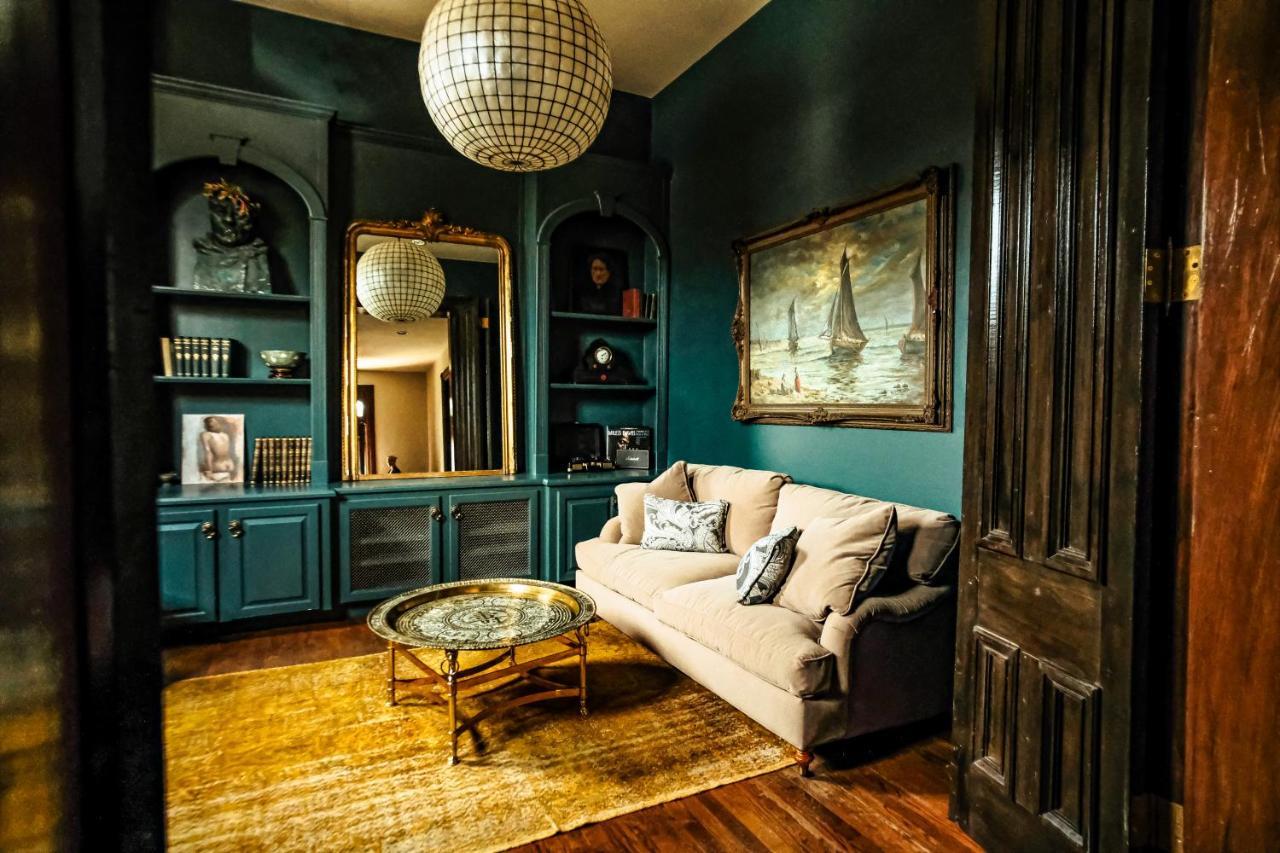 Holiday home Henrie House I Luxury 4br Downtown Historic Gem With Library & Patio Nashville