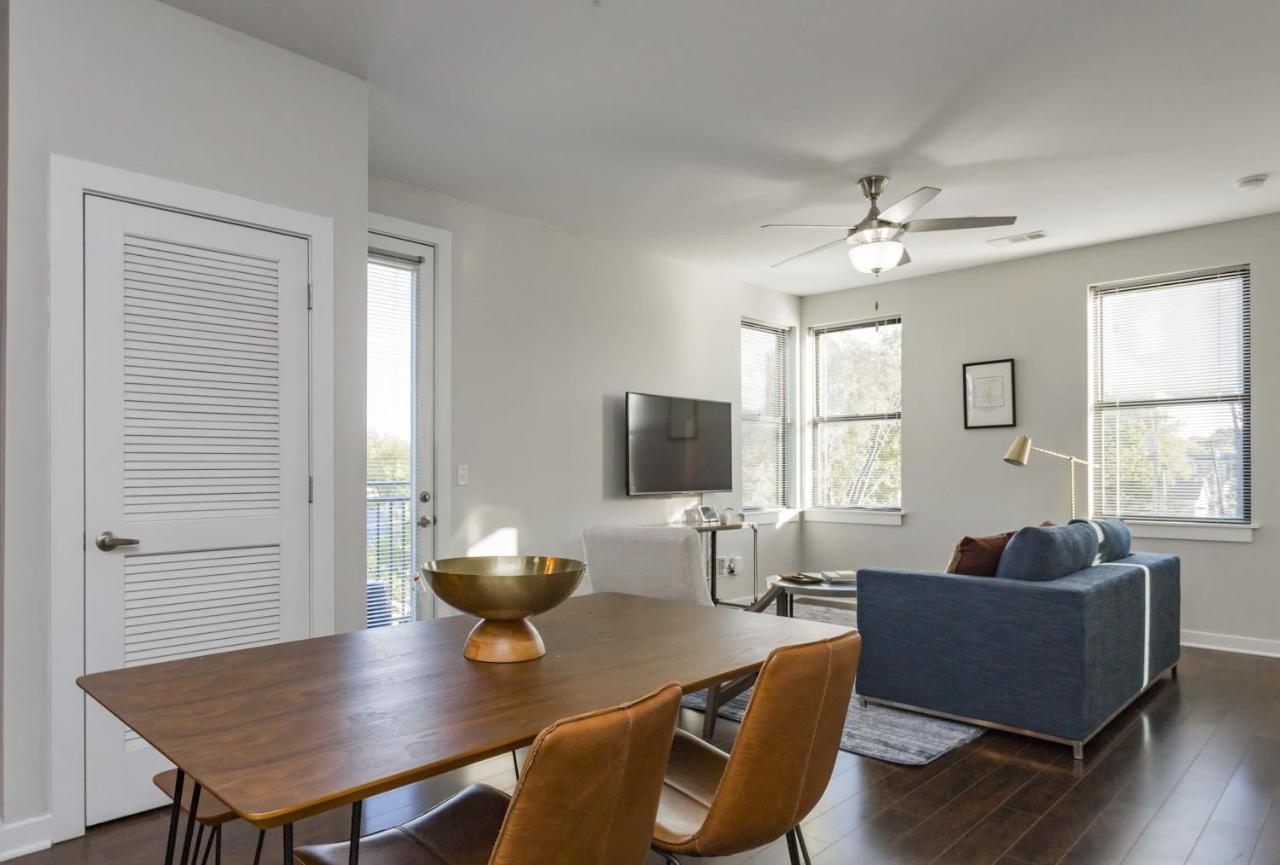 Apartment Cozysuites Music Row Stylish 2br-free Parking 29 Nashville