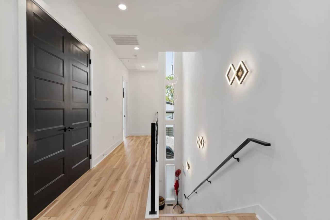 Urban Oasis: Modern Luxury Near Downtown Nashville