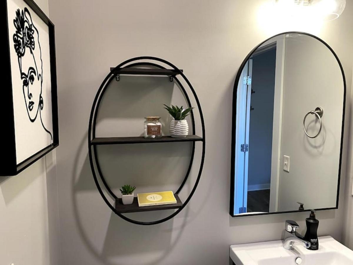 Lovely 2 Bedroom,3 Bed Near Restaurants, Bars, Shopping And Vanderbilt, Belmont