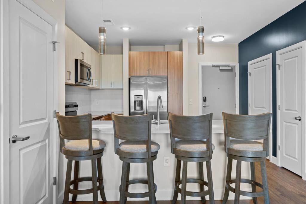 Beverly Hills Penthouse The Gulch Apartment *