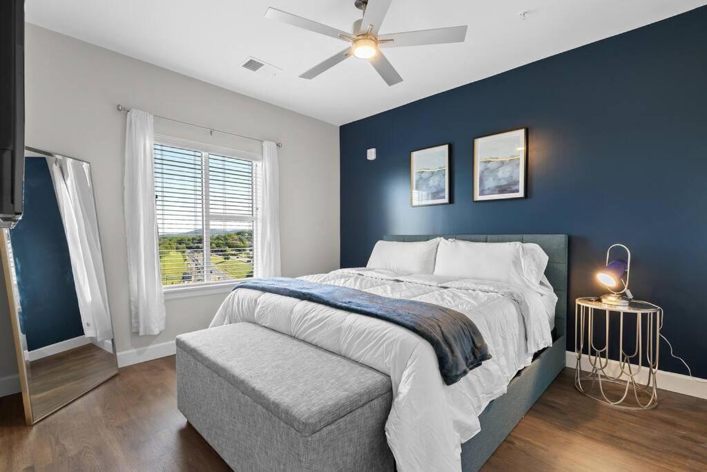 Apartment Beverly Hills Penthouse The Gulch Nashville