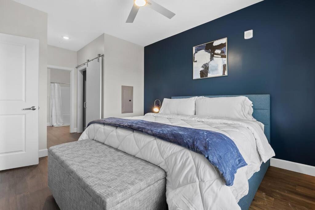 Beverly Hills Penthouse The Gulch Apartment *