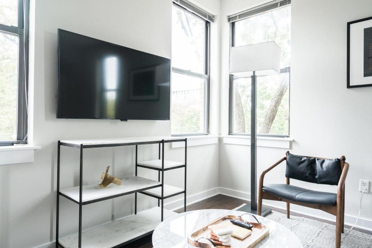 Two Cozysuites Stunning Music Row With Parking Apartment Nashville