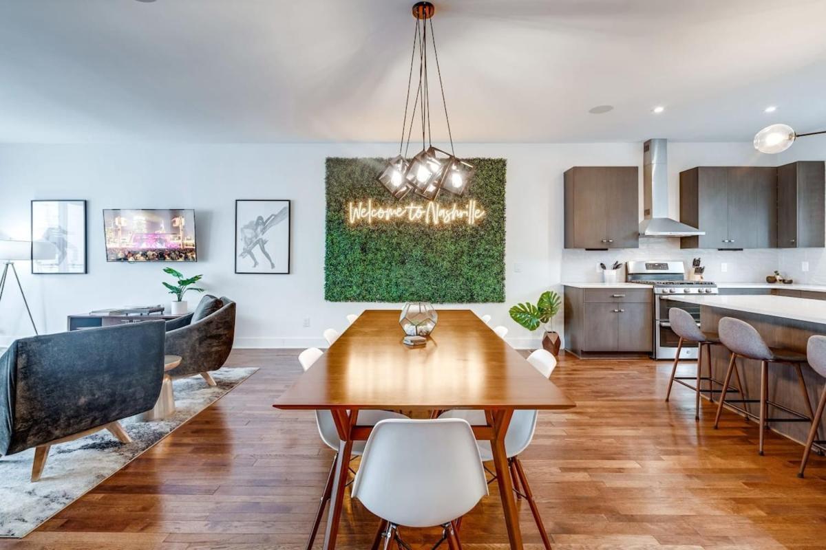 Downtown Luxury - 10 Beds & Free Parking * Nashville