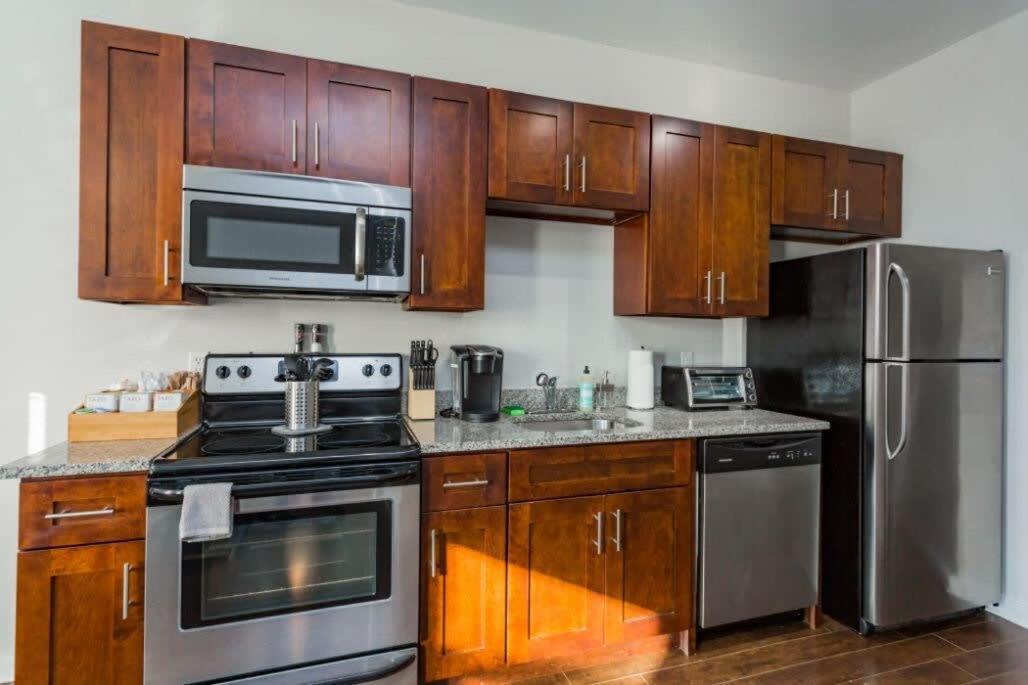 Cozysuites Musicrow Astonishing With Free Parking 38