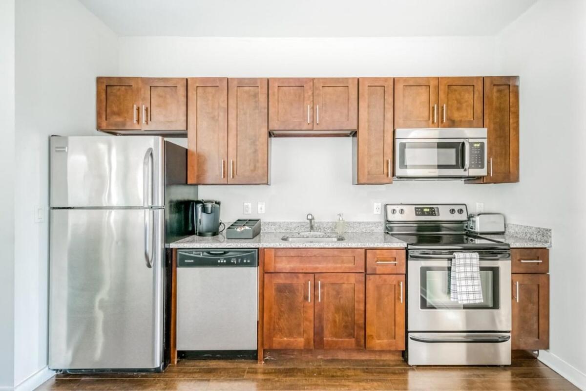 Two Cozysuites Spacious Music Row With Parking Apartment Nashville