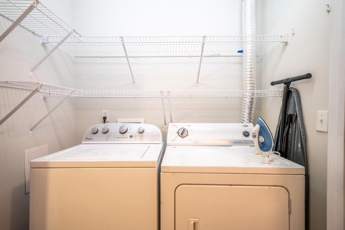 Two Cozysuites Alluring Music Row With Parking Apartment Nashville