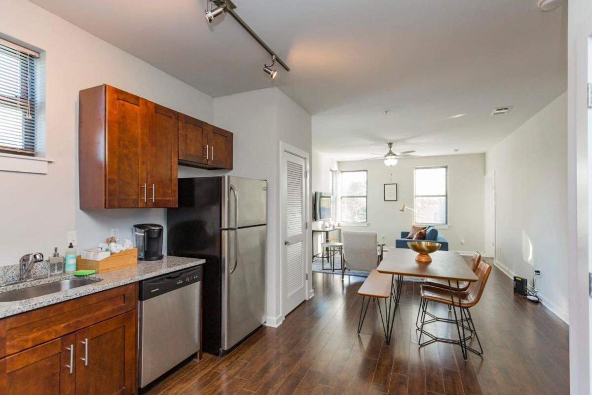 Apartment Two Cozysuites Alluring Music Row With Parking
