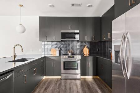 The Sobro - 6 Beds & 6 Blocks To Broadway Apartment Nashville