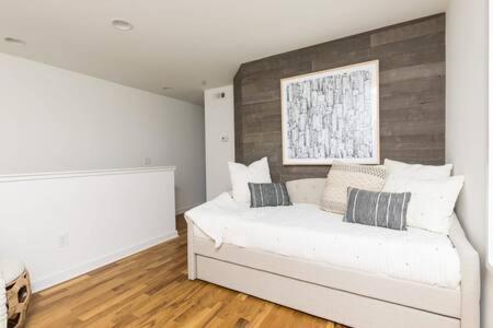 The Finley Loft - Quite Located In The Nations! * Nashville