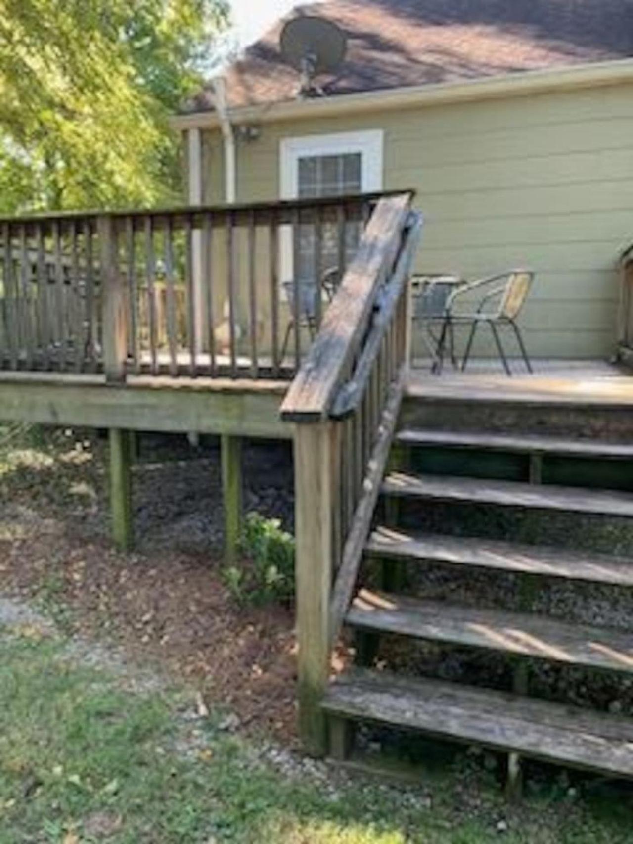 Hangout House Play, Work, And Visit Holiday home