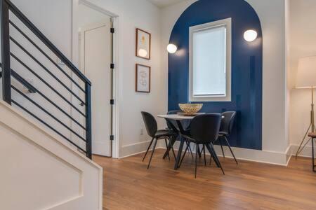 Taylor Haus Ii - Luxury In Dt Neighborhood Holiday home Nashville