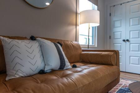 Modern East Townhome & Garage