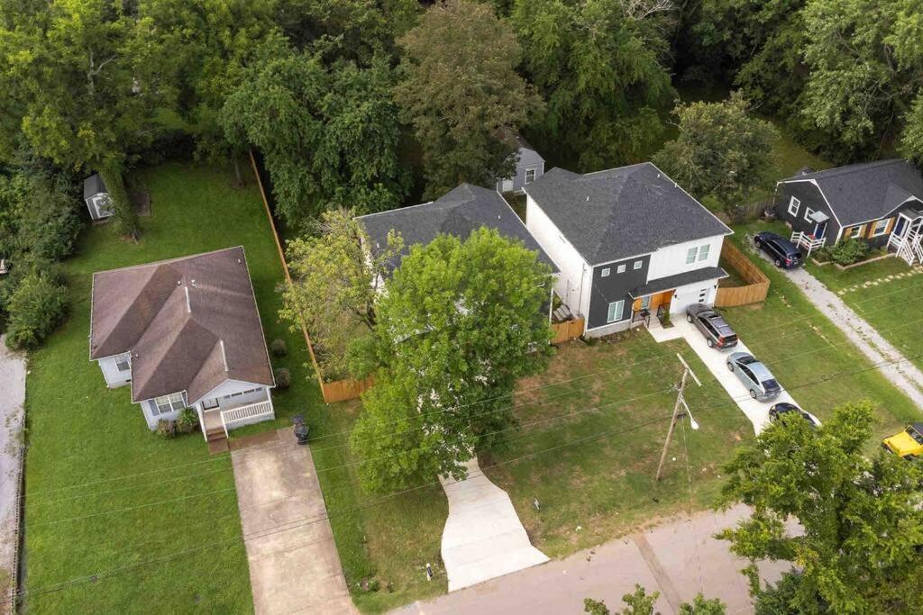 Luxurious In The Heart Of Downtown Nashville