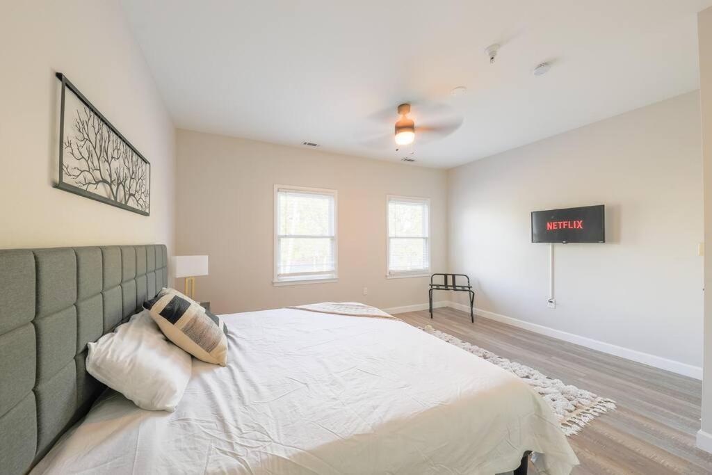 Apartment Minutes To Broadway-2 King Beds And Optional Garage Parking Nashville