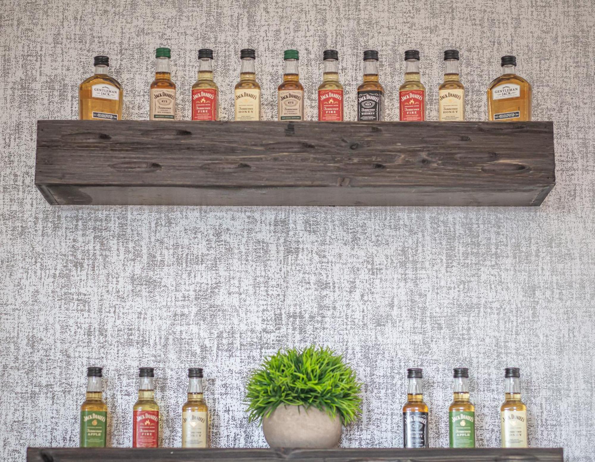 Holiday home Jack Daniels House With Rooftop Golf, Views! 8min To Whiskey Row! Sleeps 10! *