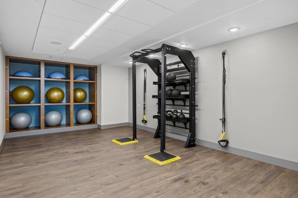 Beverly Hills Penthouse The Gulch Apartment *