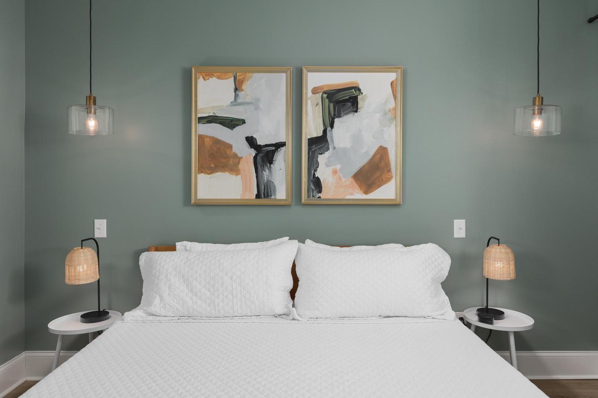 Apartment Chic And Cozy Designer 3 Miles To Downtown *