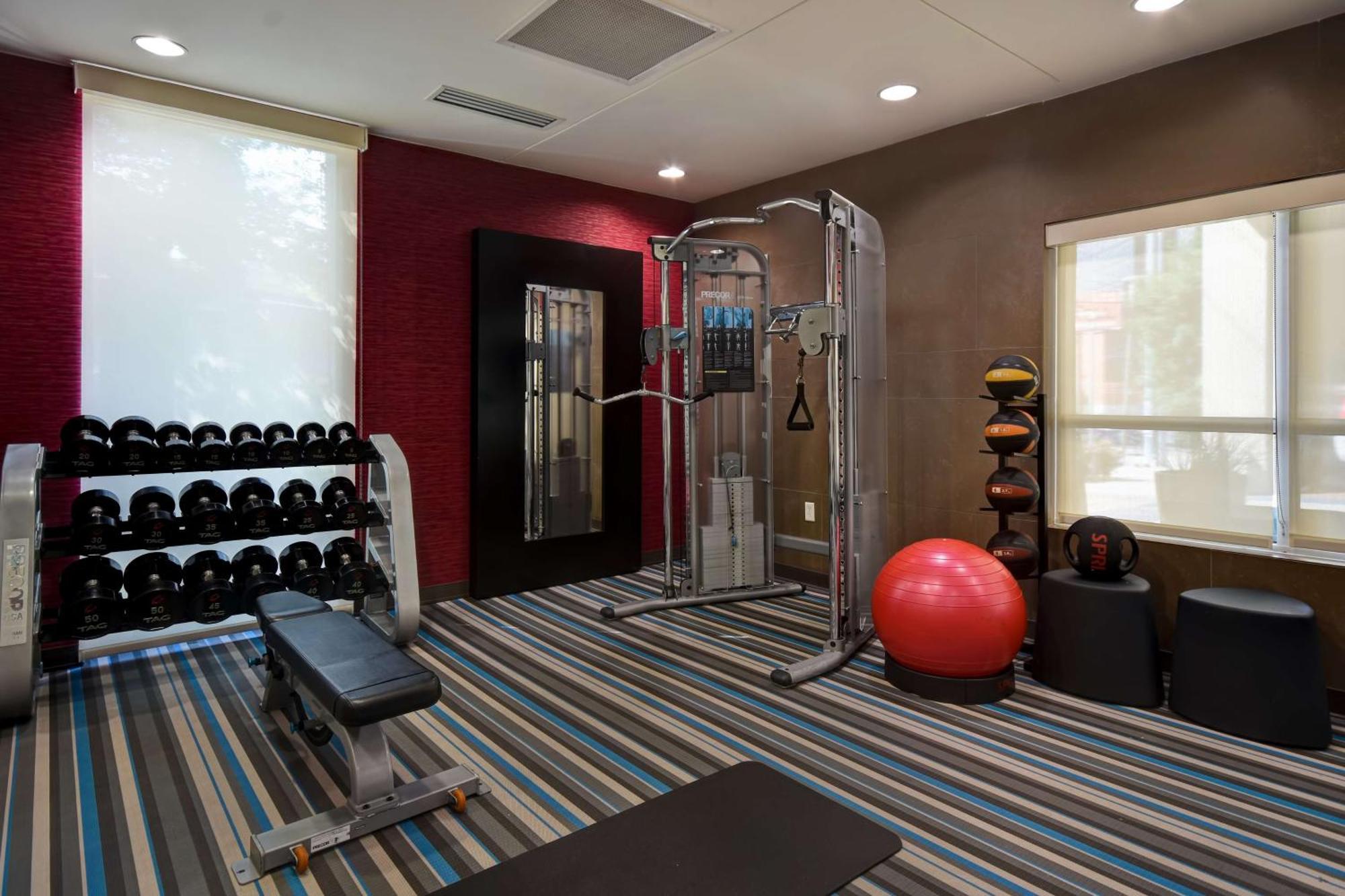 Hotel Home2 By Hilton Vanderbilt, Tn 3*