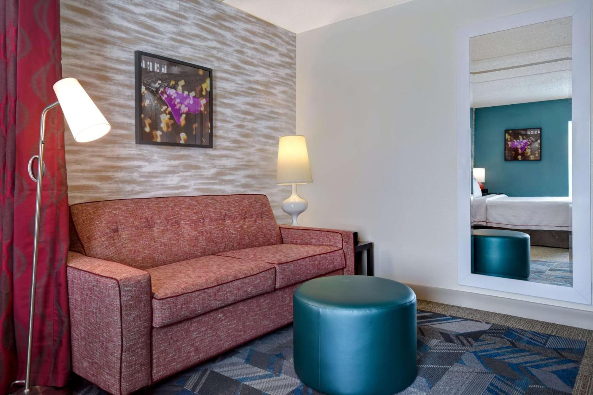 Home2 By Hilton Vanderbilt, Tn 3*