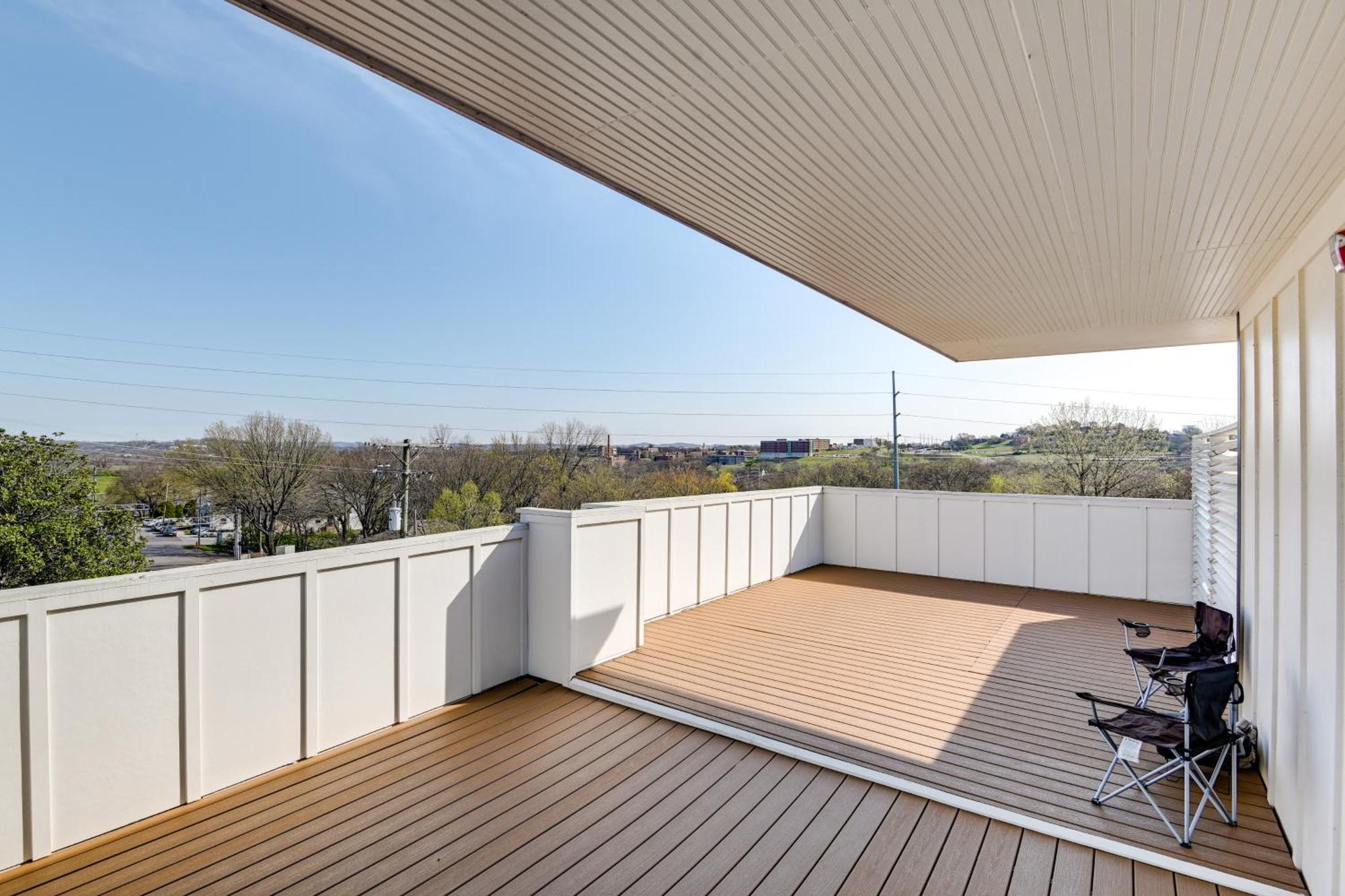 Modern Condo: Walk To Local Breweries! Holiday home Nashville