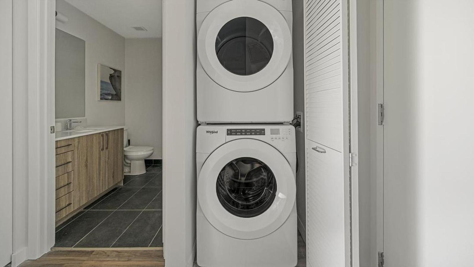 Landing Modern With Amazing Amenities Nashville