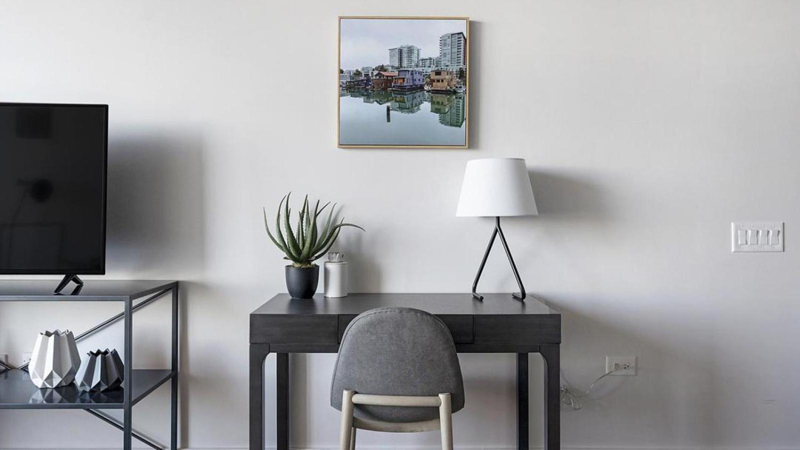 Landing - Modern With Amazing Amenities Nashville